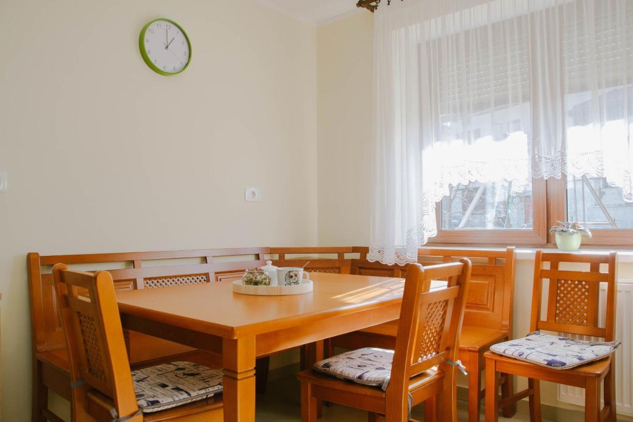 Rooms Pri Lovrizu 코바리드 외부 사진